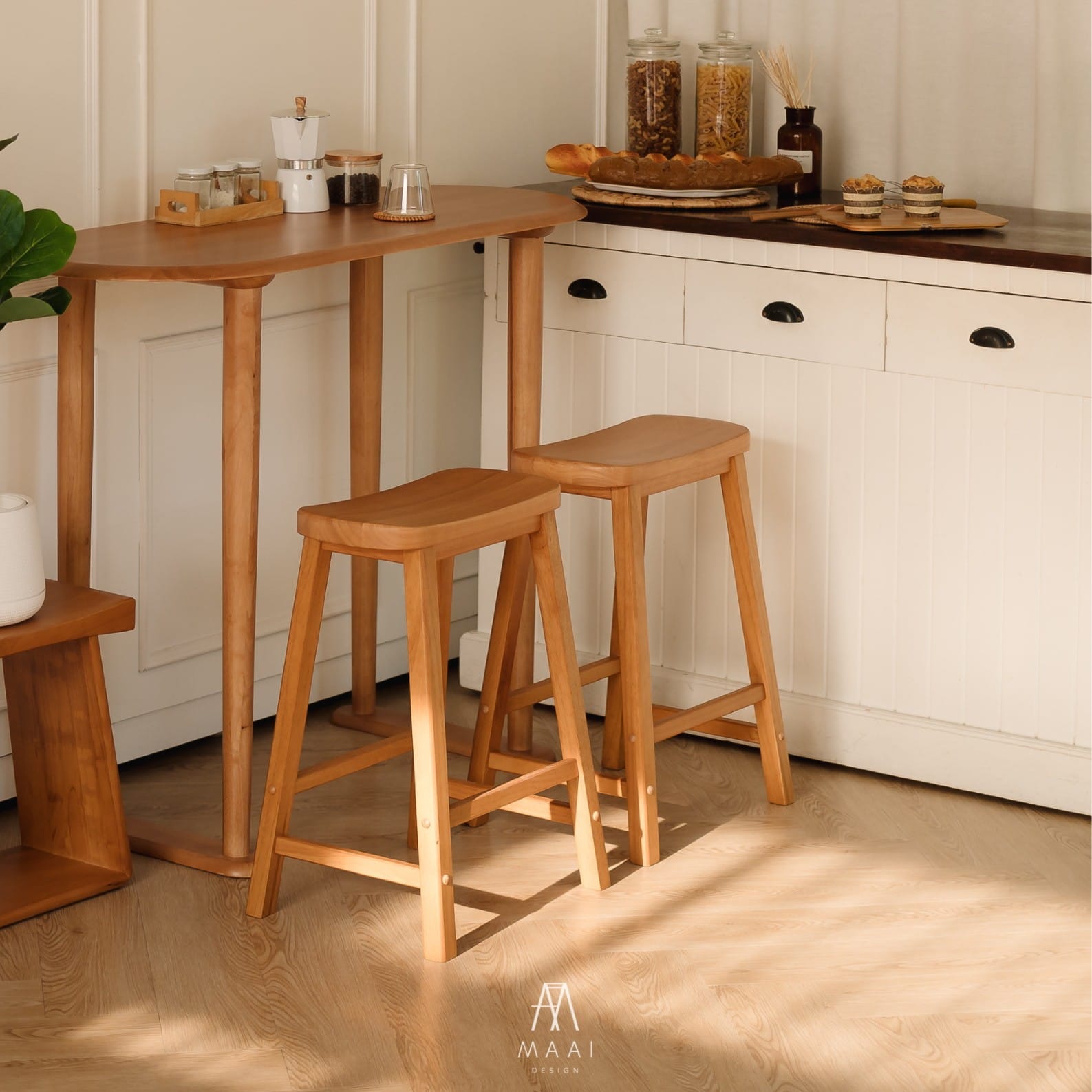 เก้าอี้บาร์ไม้ยางพารา MAAI DESIGN รุ่น BAKURO สีโอ๊ค_8